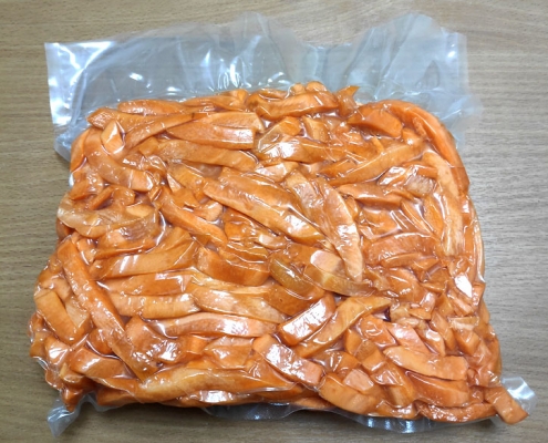 Морковь резанная в вакуумной упаковке